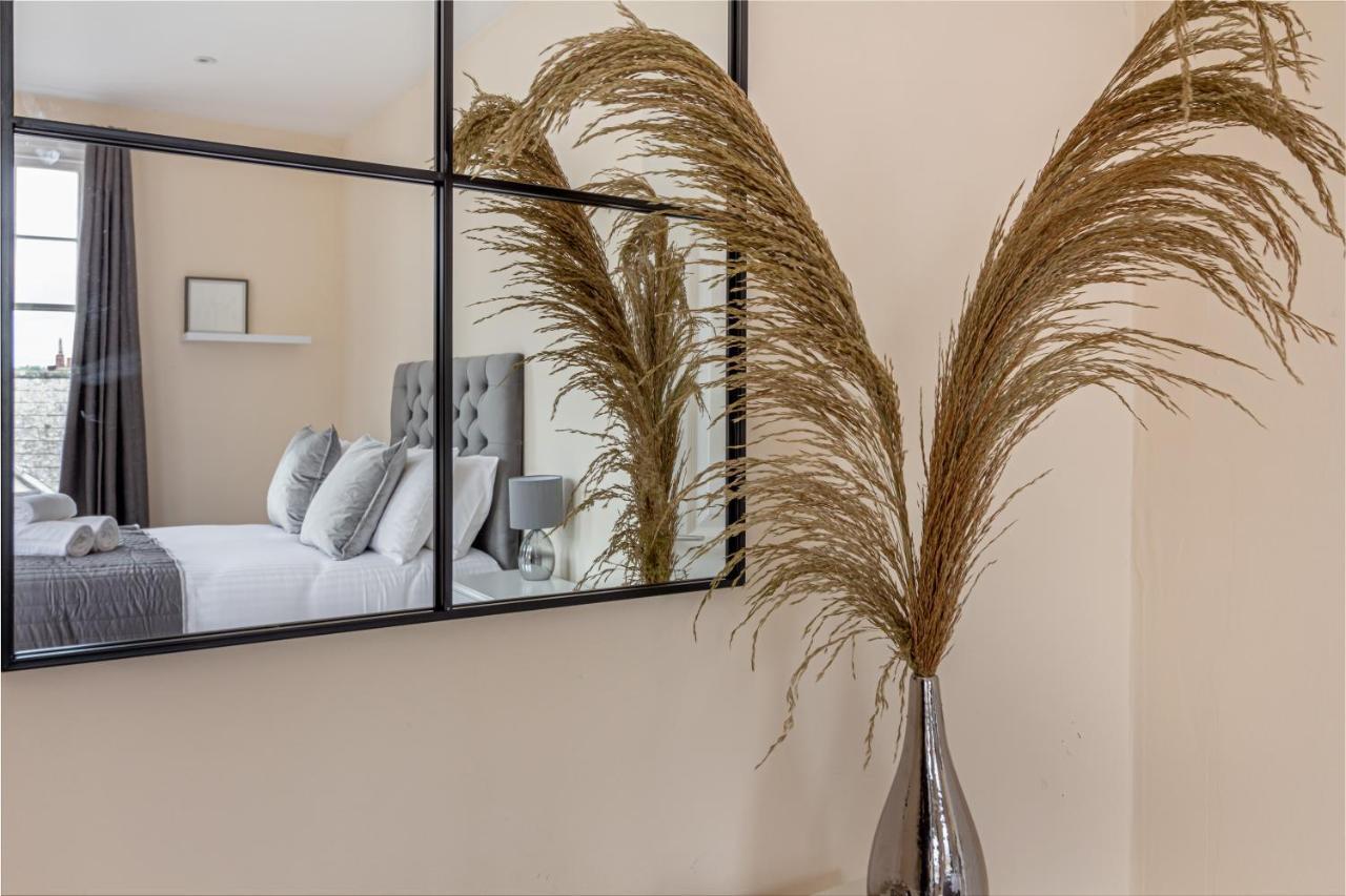Guest Homes - Trinity Apartment Ουόρσεστερ Εξωτερικό φωτογραφία