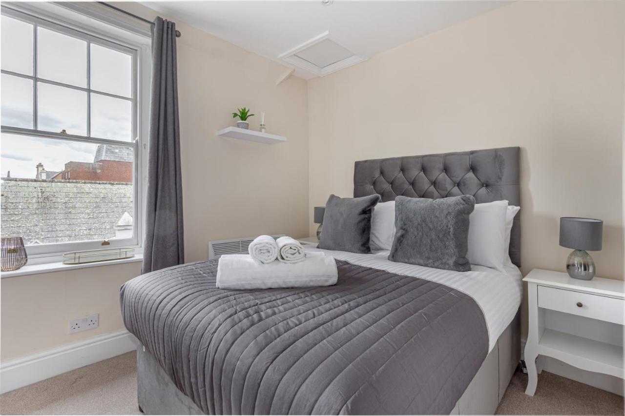 Guest Homes - Trinity Apartment Ουόρσεστερ Εξωτερικό φωτογραφία
